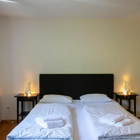 بيت للعطل Haus Jan Mit Sauna, Grill Und Garten
